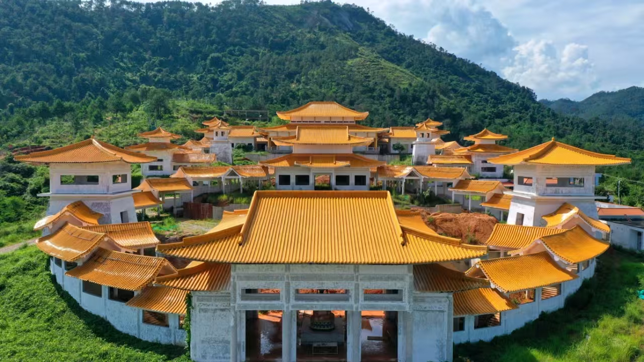 肇慶懷集·六祖禪院 | 琉璃加冕，千年禪光耀嶺南